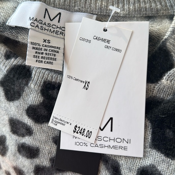 Magaschoni Black Gray Leopard Print Color block Cashmere Sweater - Picture 10 of 10